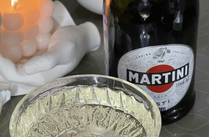 Martini Asti w kieliszku